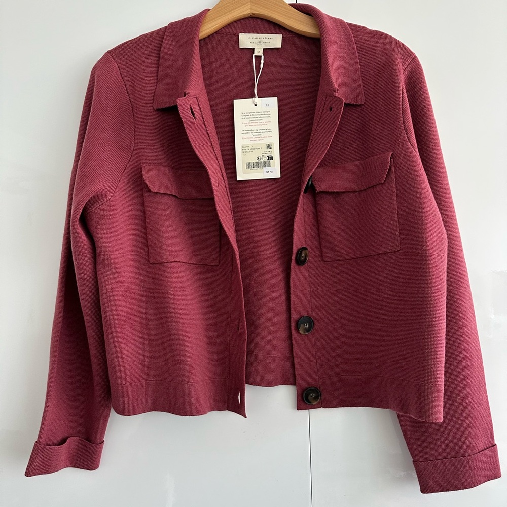 Sezane Red Blazer with Collared Neckline and Relaxed Fit